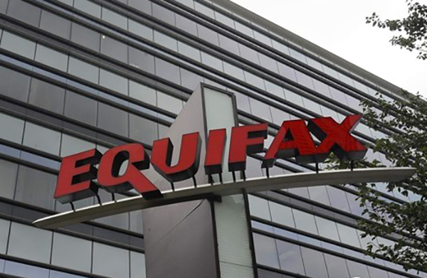 Equifax数据库“被脱” Equifax数据库“被脱”
